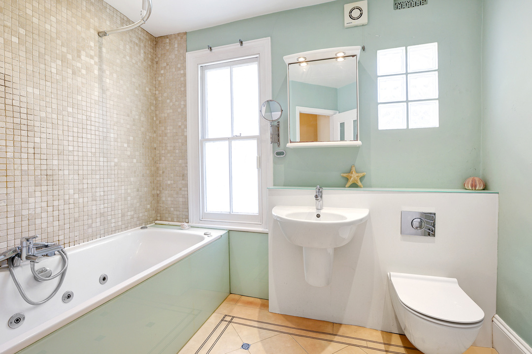 5 bed semi-detached house for sale in Sutherland Avenue, Ealing  - Property Image 21