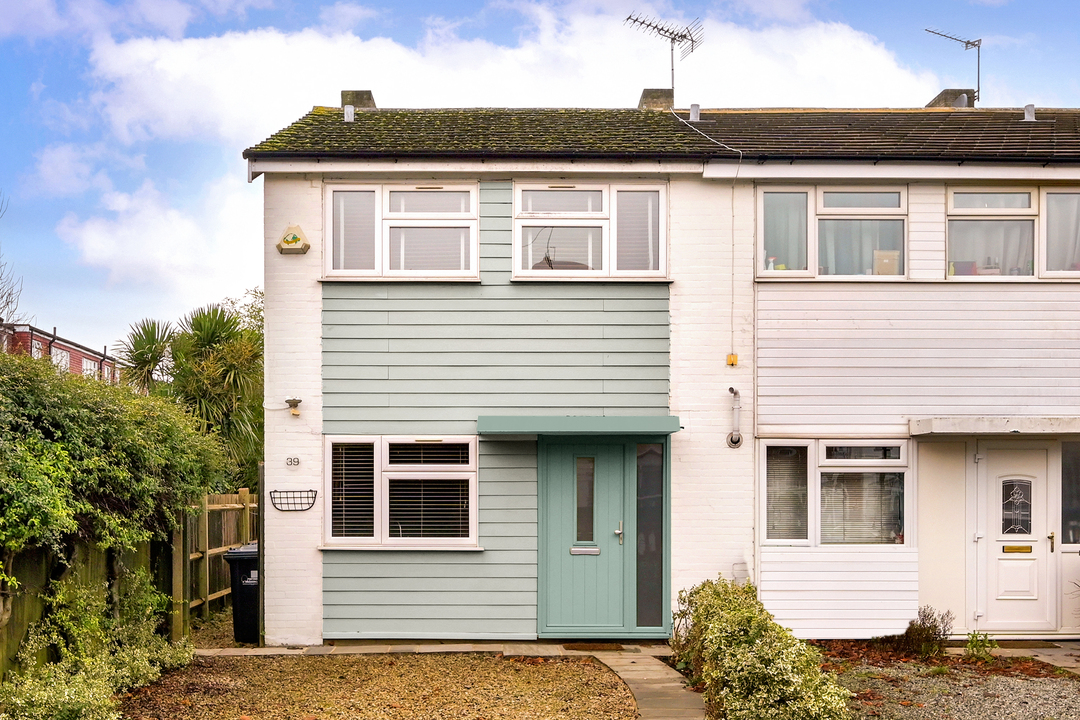 3 bed terraced house for sale in Mervyn Road, Ealing  - Property Image 11