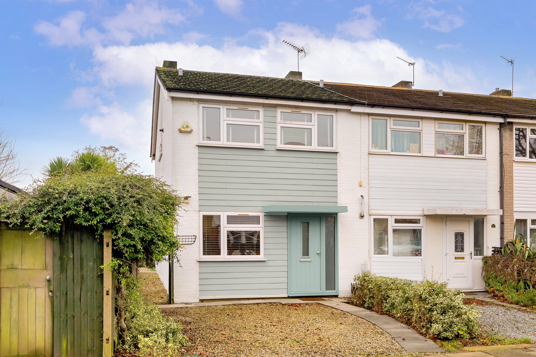 3 bed terraced house for sale in Mervyn Road, Ealing, London, W13 14