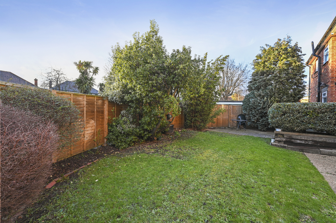 2 bed apartment for sale in Baronsmede Court, Baronsmede, Ealing, London, W5 11