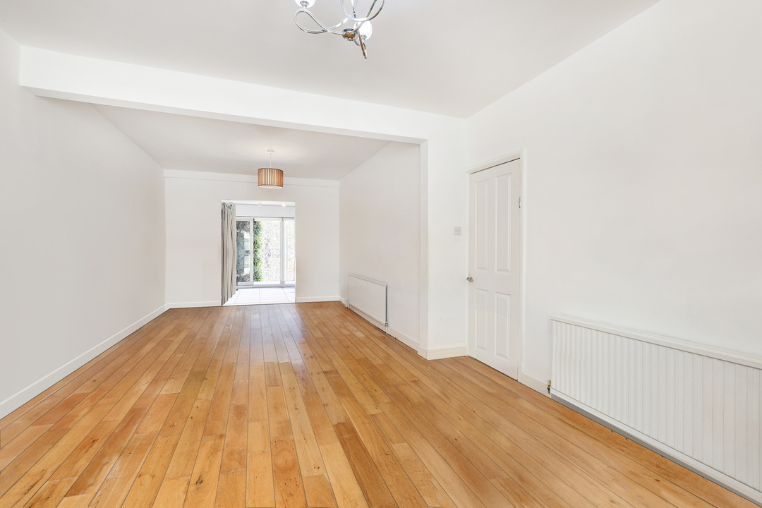 3 bed terraced house for sale in Avalon Road, Ealing, London, W13  - Property Image 2