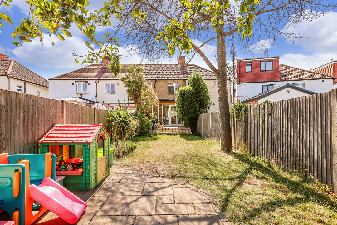 3 bed terraced house for sale in Avalon Road, Ealing, London, W13 2