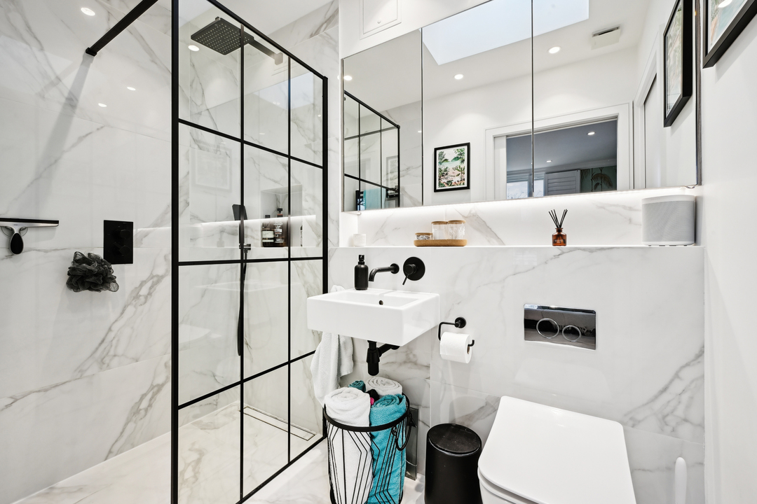 1 bed apartment for sale in Sutherland Road, Ealing 16