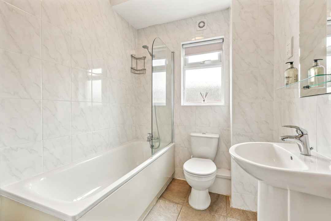 4 bed terraced house for sale in Mayfield Avenue, Ealing  - Property Image 8
