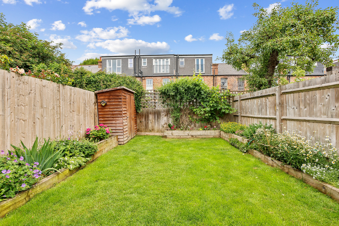 4 bed terraced house for sale in Mayfield Avenue, Ealing  - Property Image 3