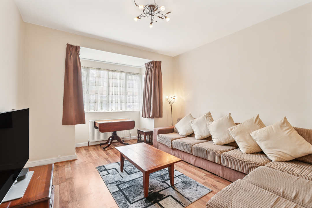 4 bed terraced house for sale in Mayfield Avenue, Ealing  - Property Image 7
