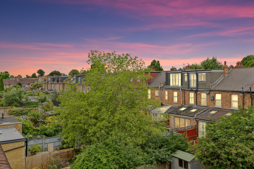 4 bed terraced house for sale in Mayfield Avenue, Ealing  - Property Image 15