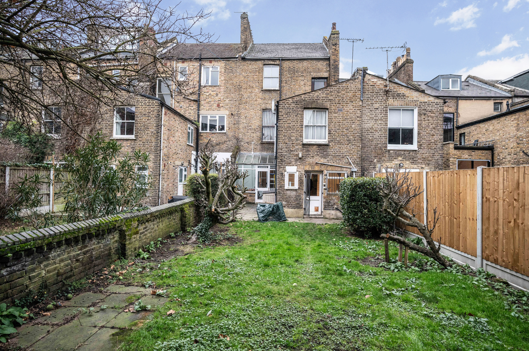 5 bed terraced house for sale in Cricketfield Road, Hackney  - Property Image 19