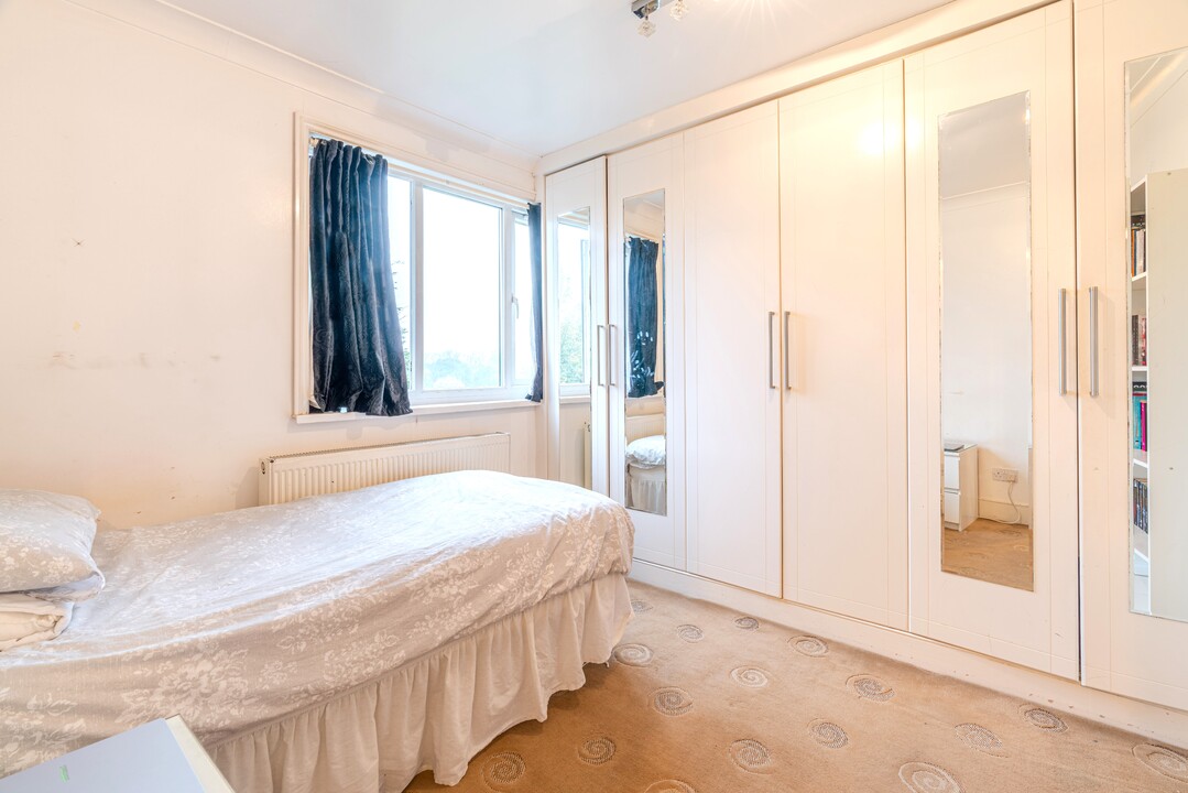 4 bed terraced house for sale in Garner Road, Walthamstow  - Property Image 17