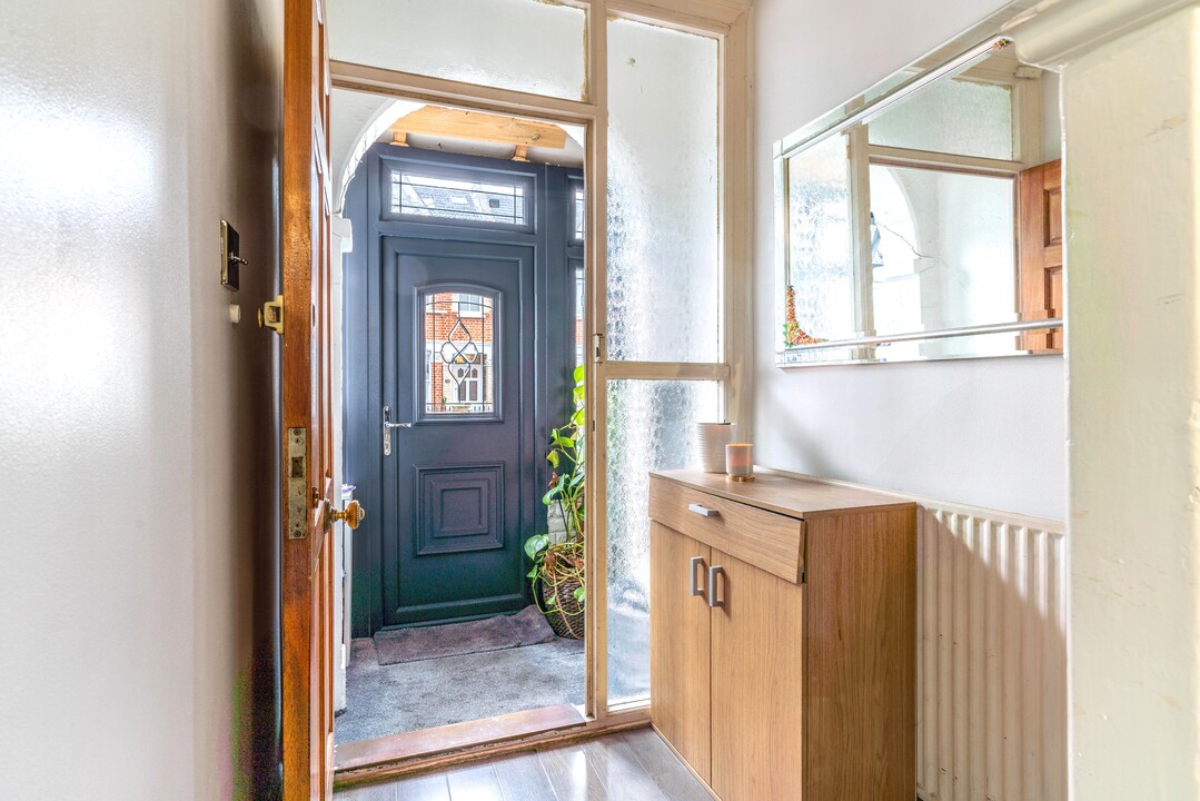 3 bed terraced house for sale in Theobald Road, Walthamstow  - Property Image 9
