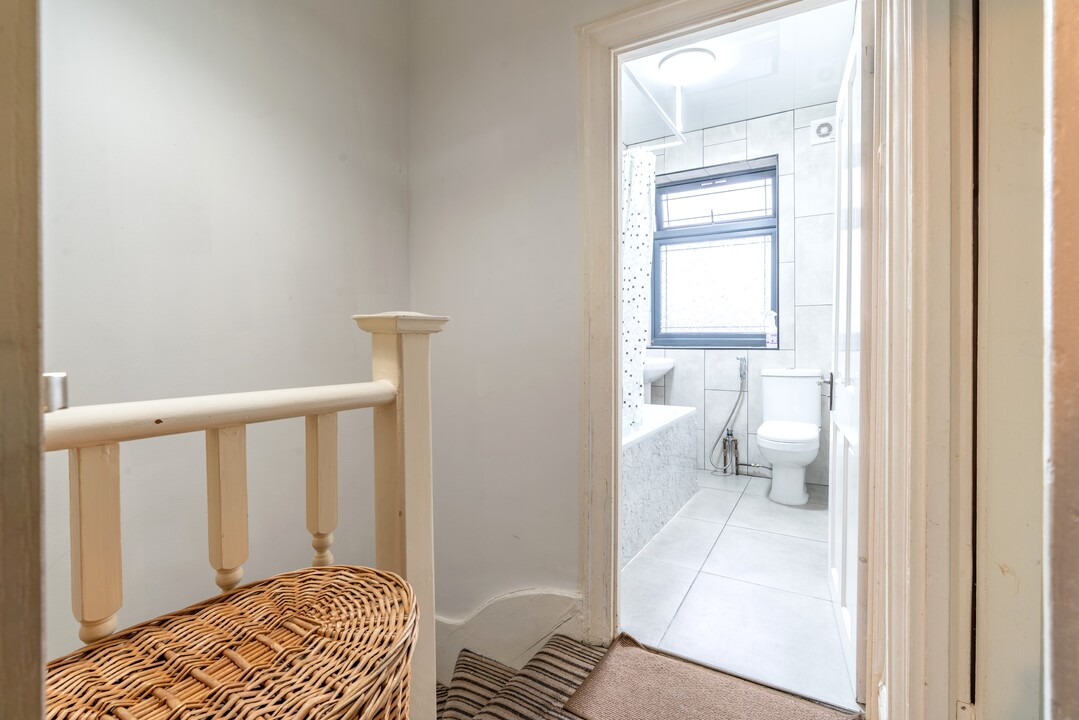 3 bed terraced house for sale in Theobald Road, Walthamstow  - Property Image 11
