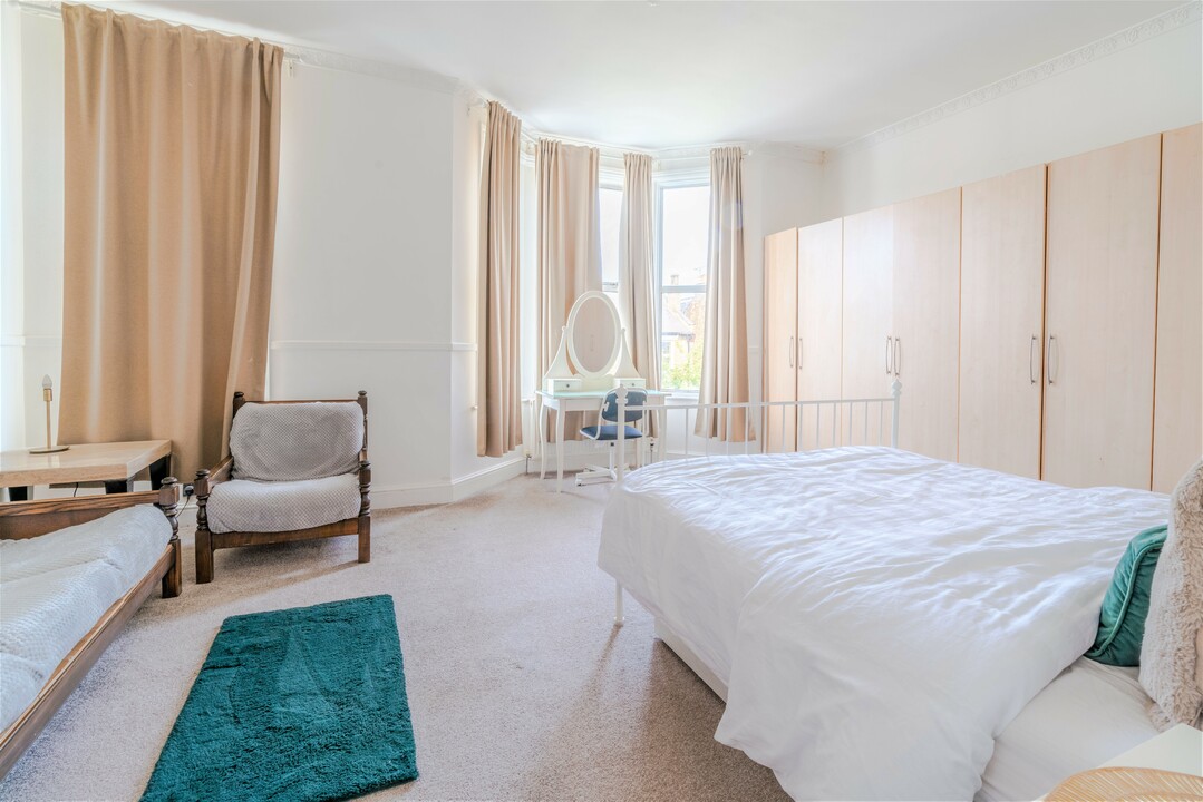 4 bed terraced house for sale in Lonsdale Road, Wanstead  - Property Image 19
