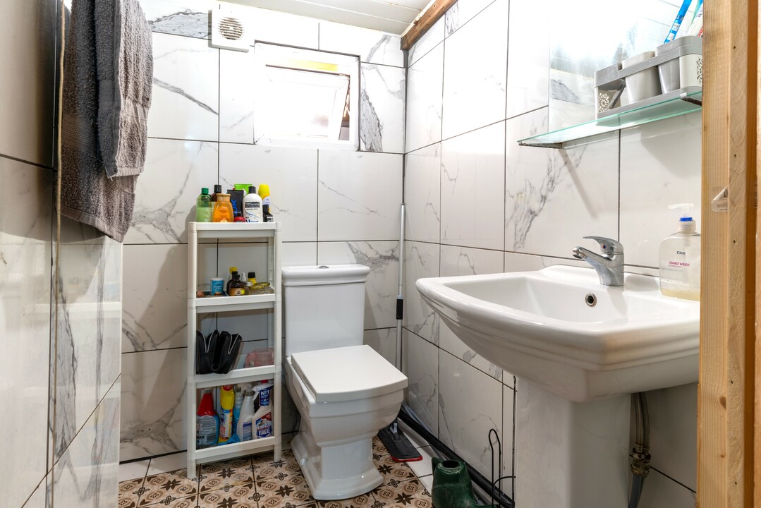 3 bed semi-detached house for sale in Stirling Road, Walthamstow  - Property Image 15