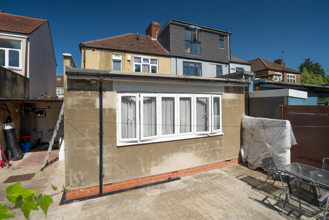 3 bed semi-detached house for sale in Stirling Road, Walthamstow  - Property Image 24