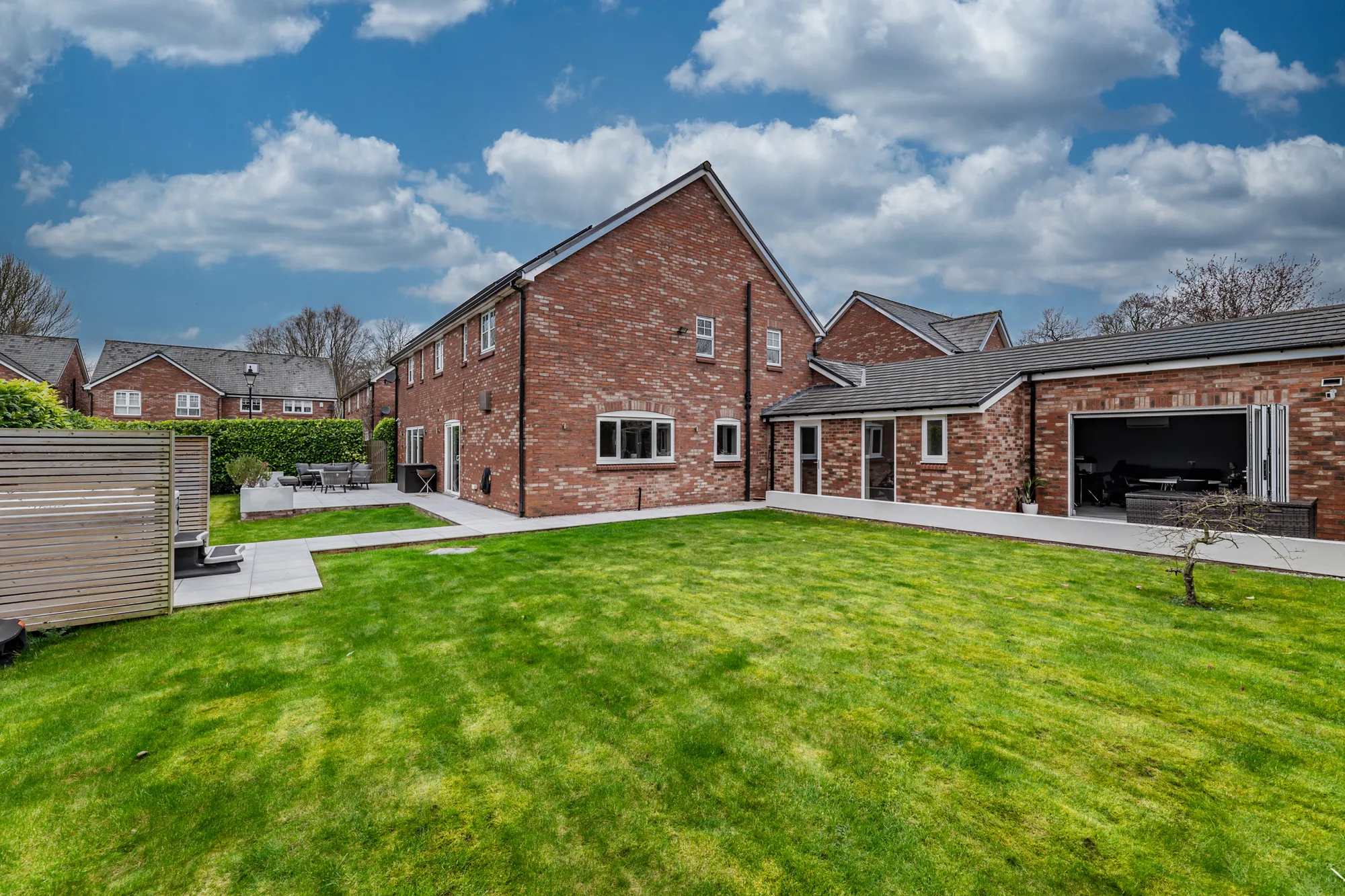 5 bed detached house for sale in Hewitt Close, Preston - Property Image 1