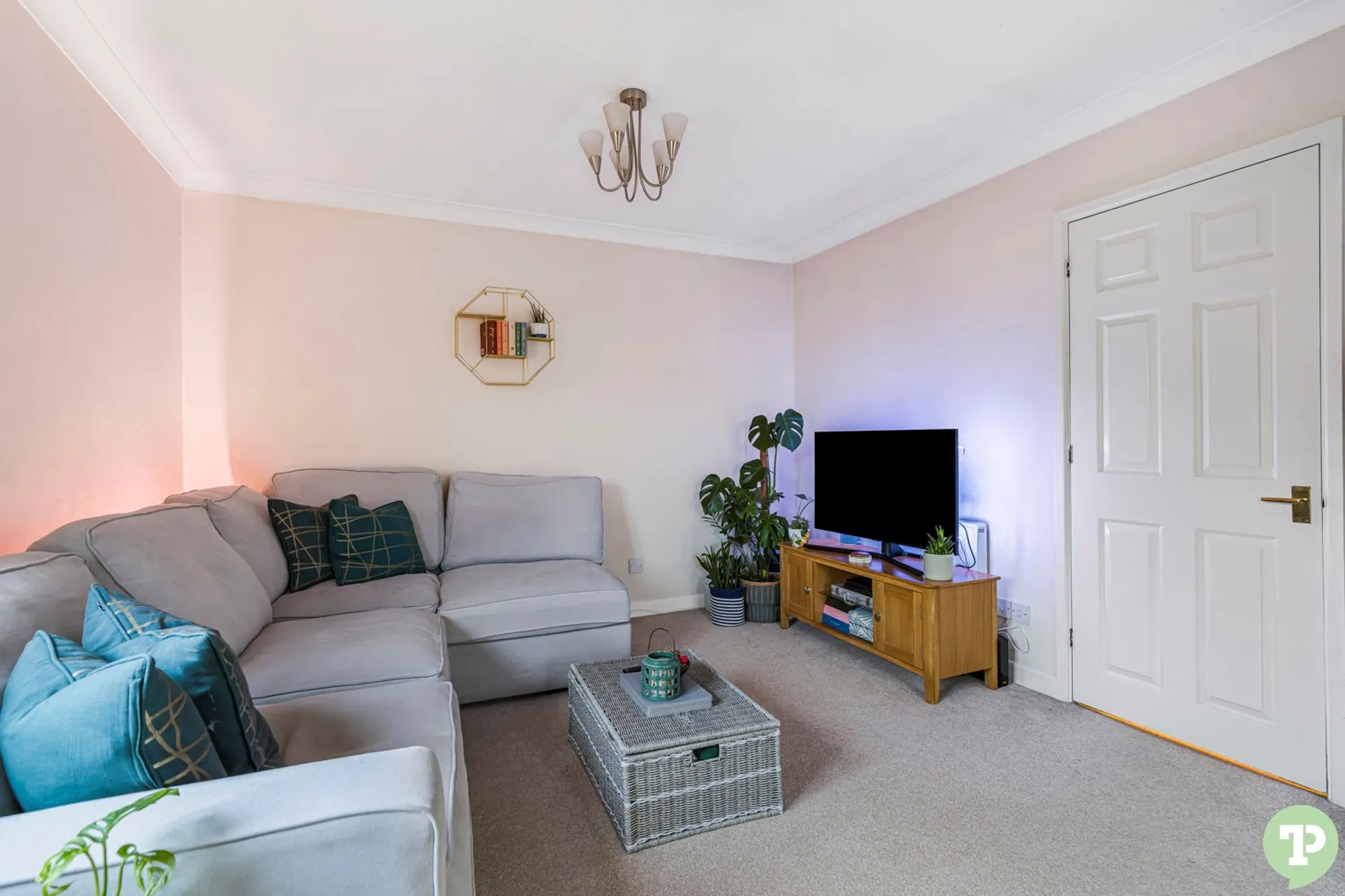 2 bed apartment to rent in Kelham Hall Drive, Oxford  - Property Image 5