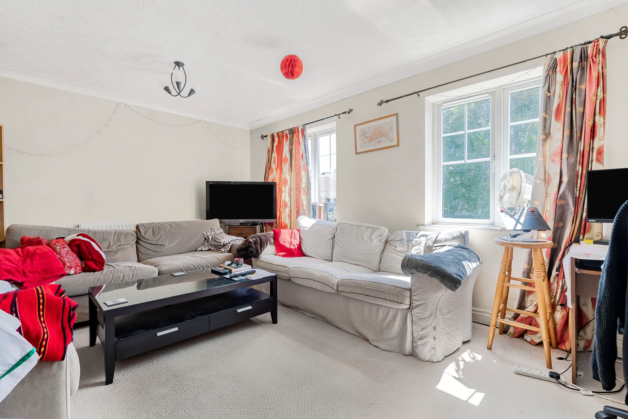 4 bed semi-detached house for sale in Troy Close, Oxford  - Property Image 3