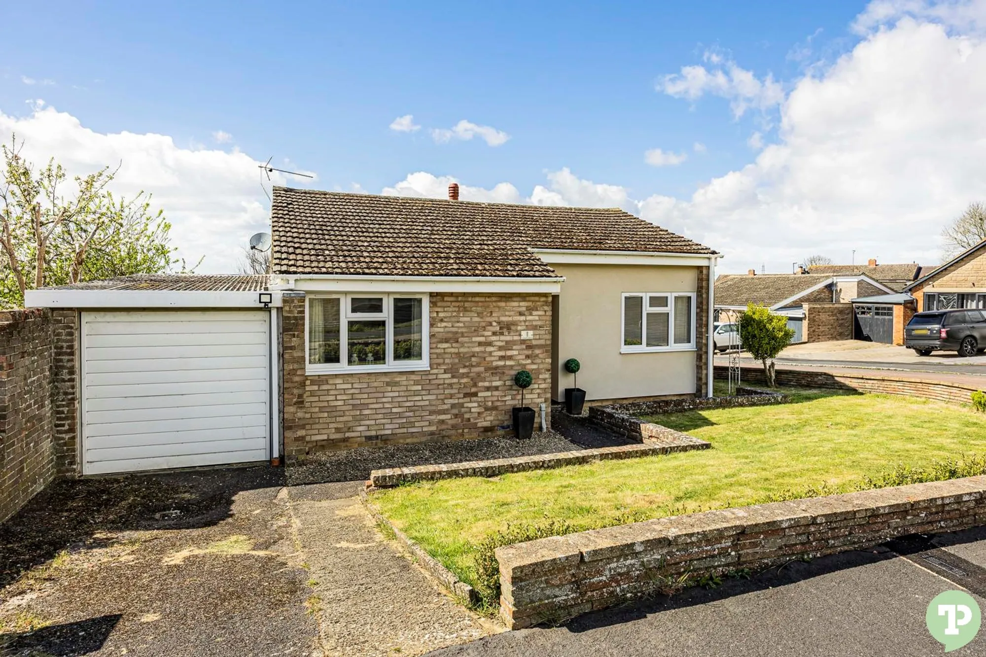 3 bed detached bungalow for sale in Larch End, Oxford  - Property Image 13