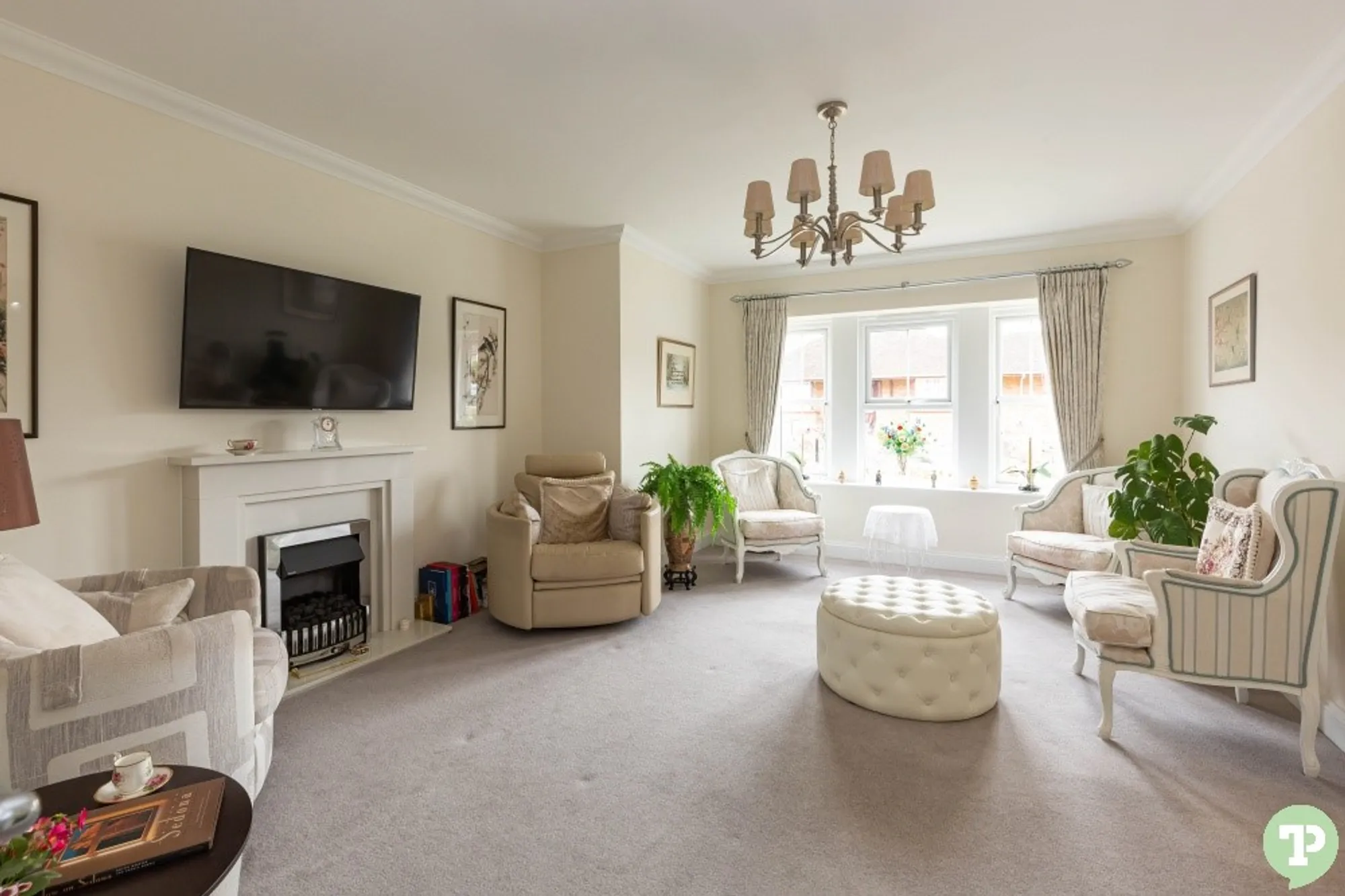 2 bed ground floor flat for sale in The Sidings, Oxford  - Property Image 2