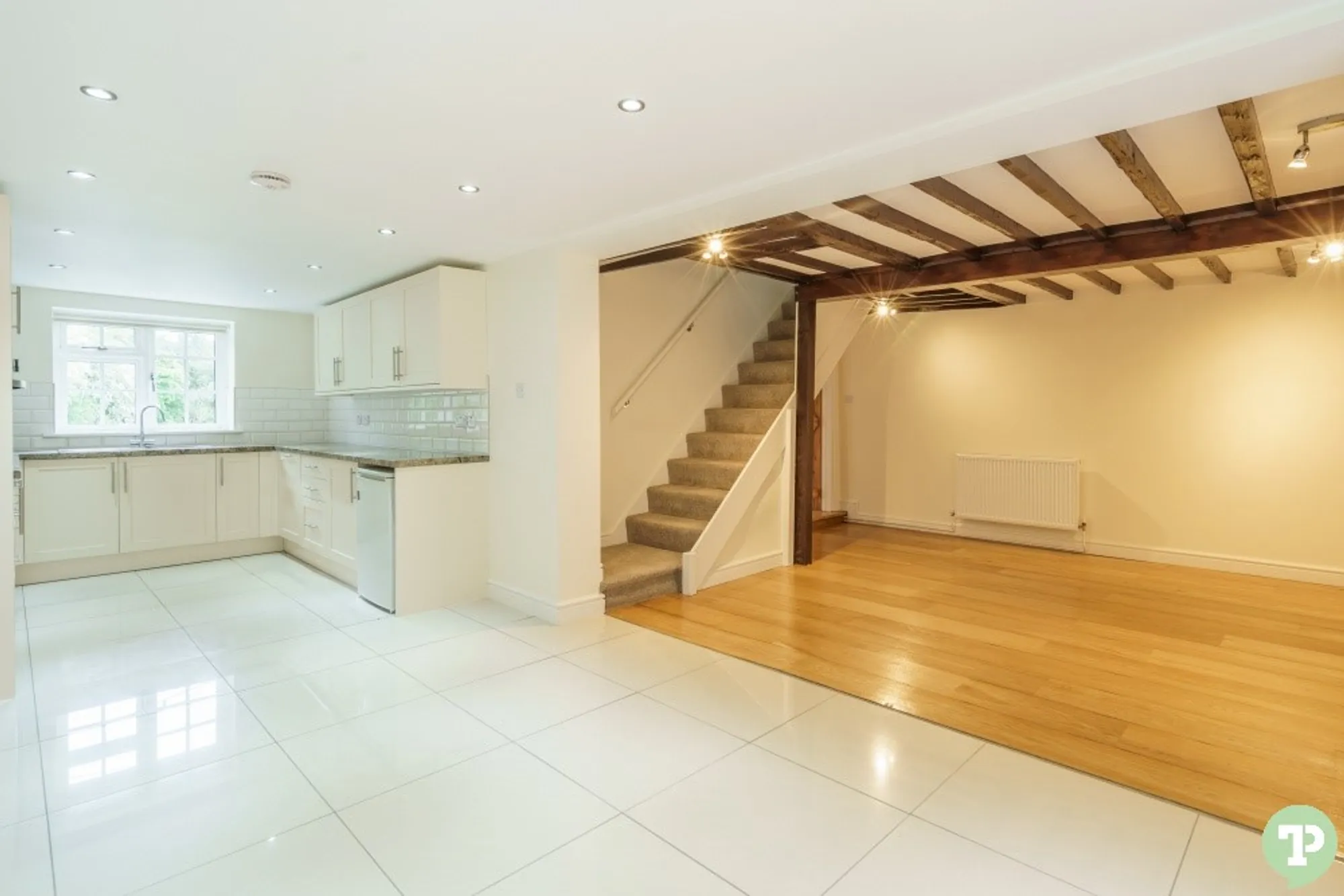3 bed for sale in The Green, Oxford  - Property Image 2
