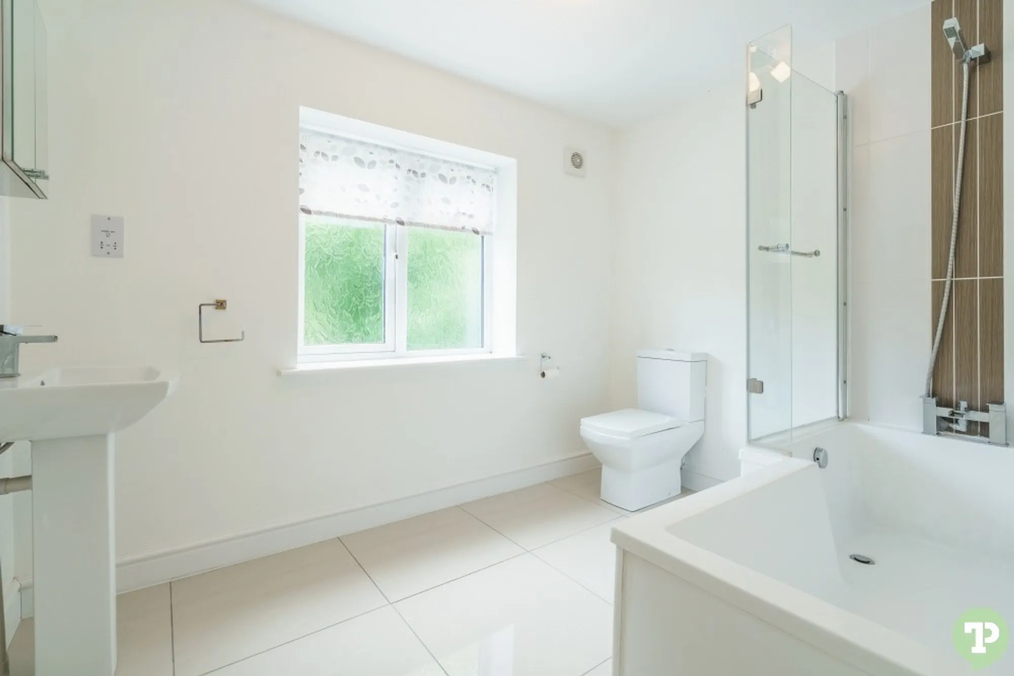 3 bed for sale in The Green, Oxford  - Property Image 9