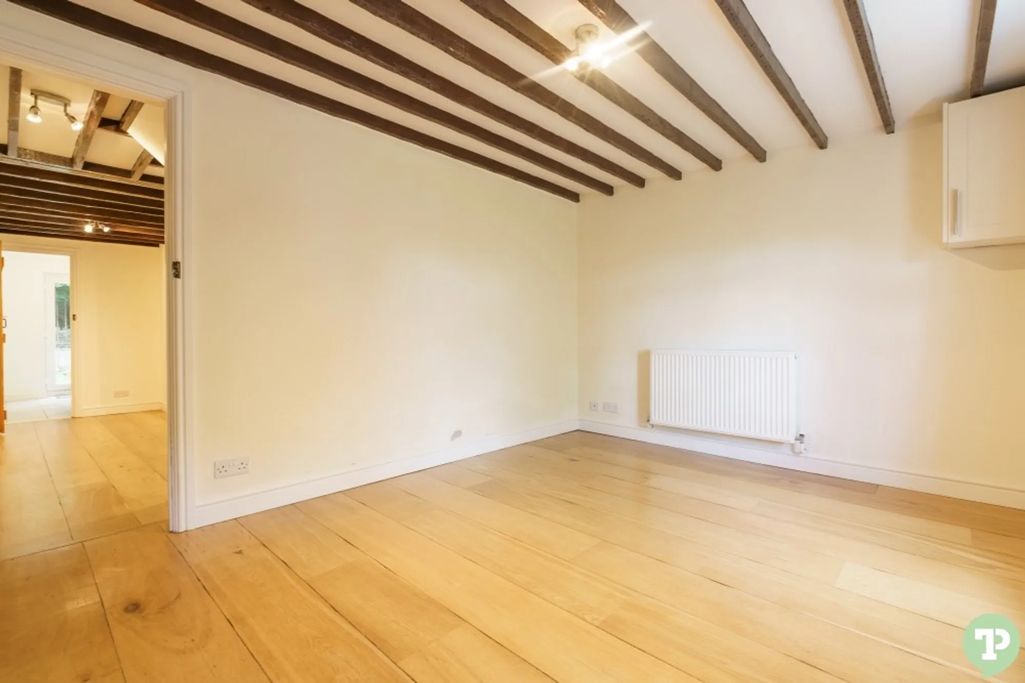 3 bed for sale in The Green, Oxford  - Property Image 5
