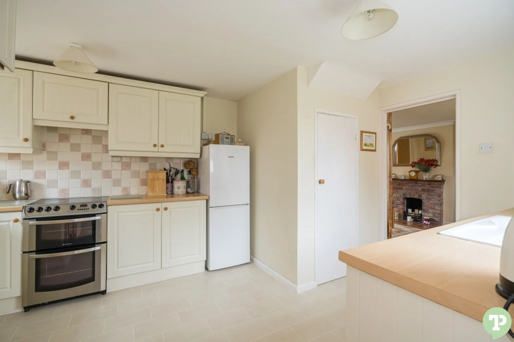 2 bed semi-detached house for sale in Courtfield Road, Oxford  - Property Image 5