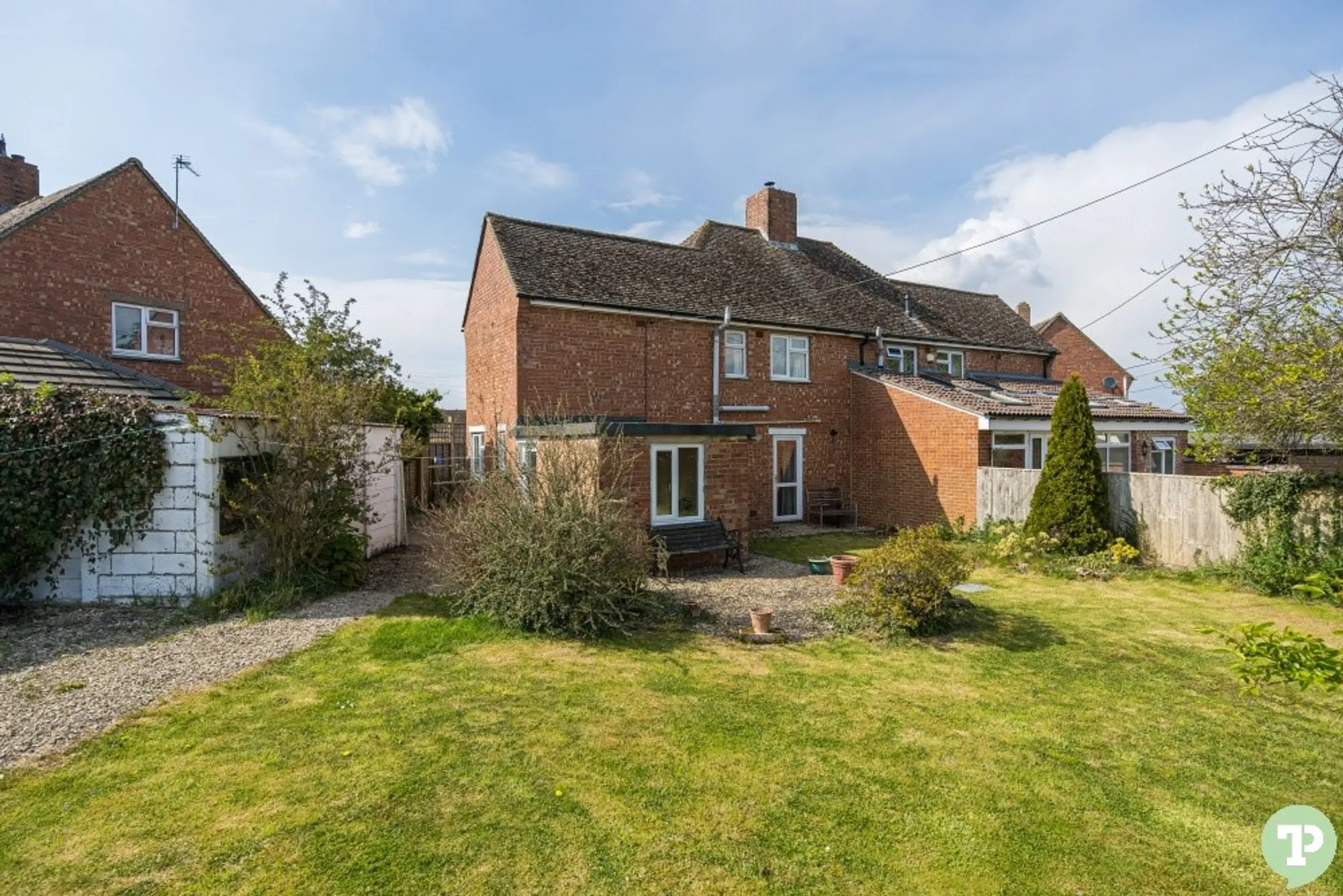2 bed semi-detached house for sale in Courtfield Road, Oxford  - Property Image 1