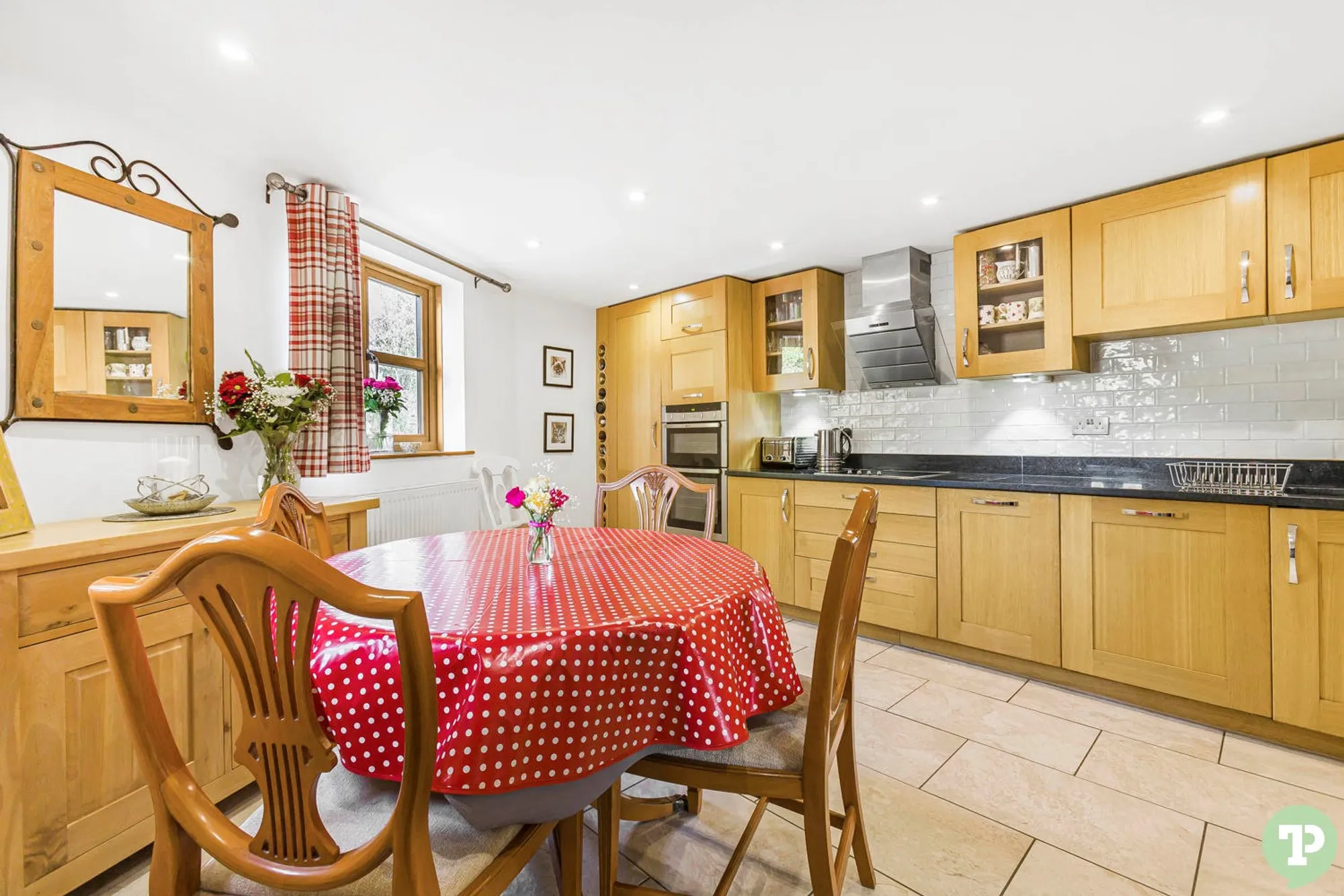 3 bed semi-detached house for sale in Denton Hill, Oxford  - Property Image 6