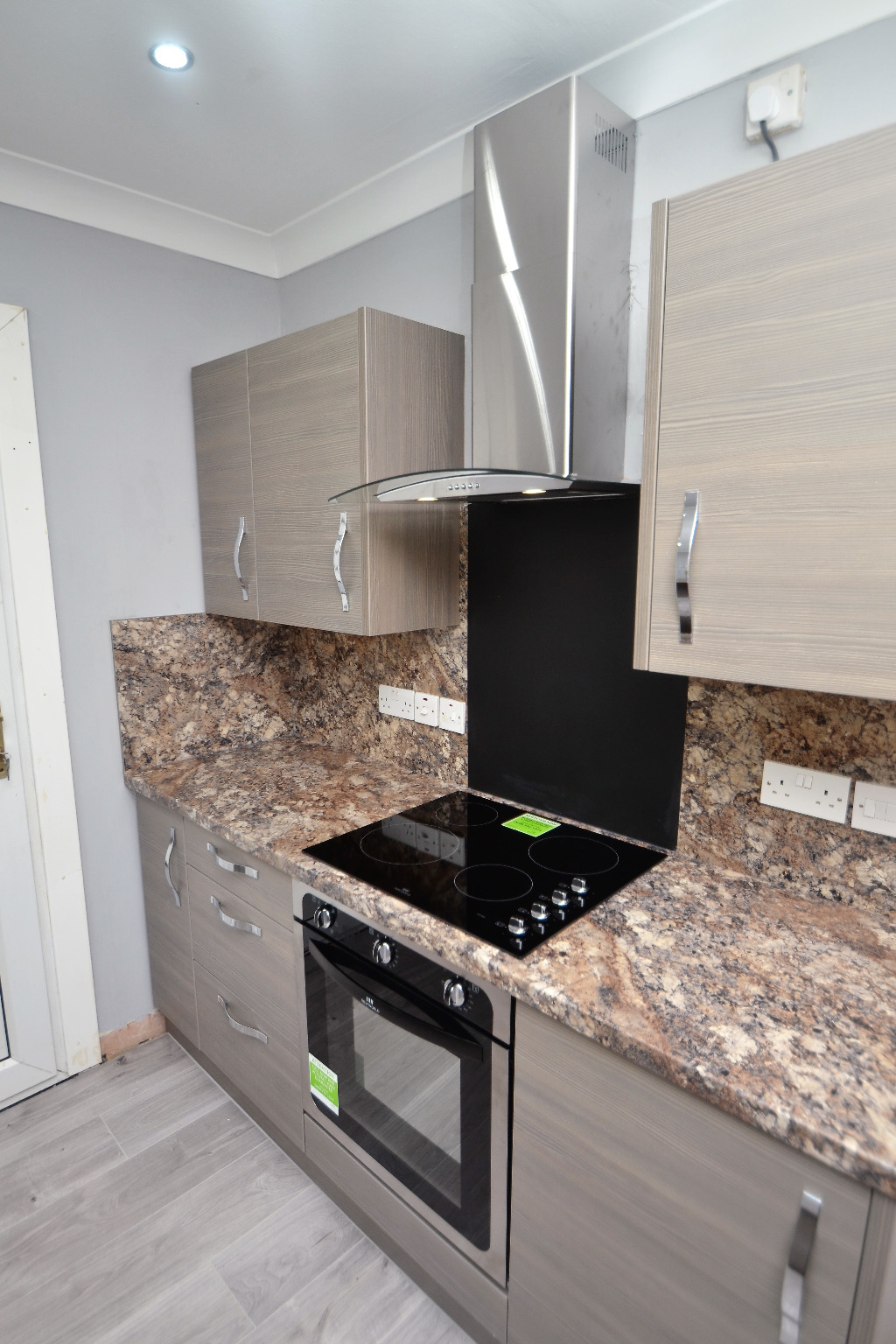 2 bed semi-detached house to rent in Paisley Road West, Glasgow  - Property Image 9