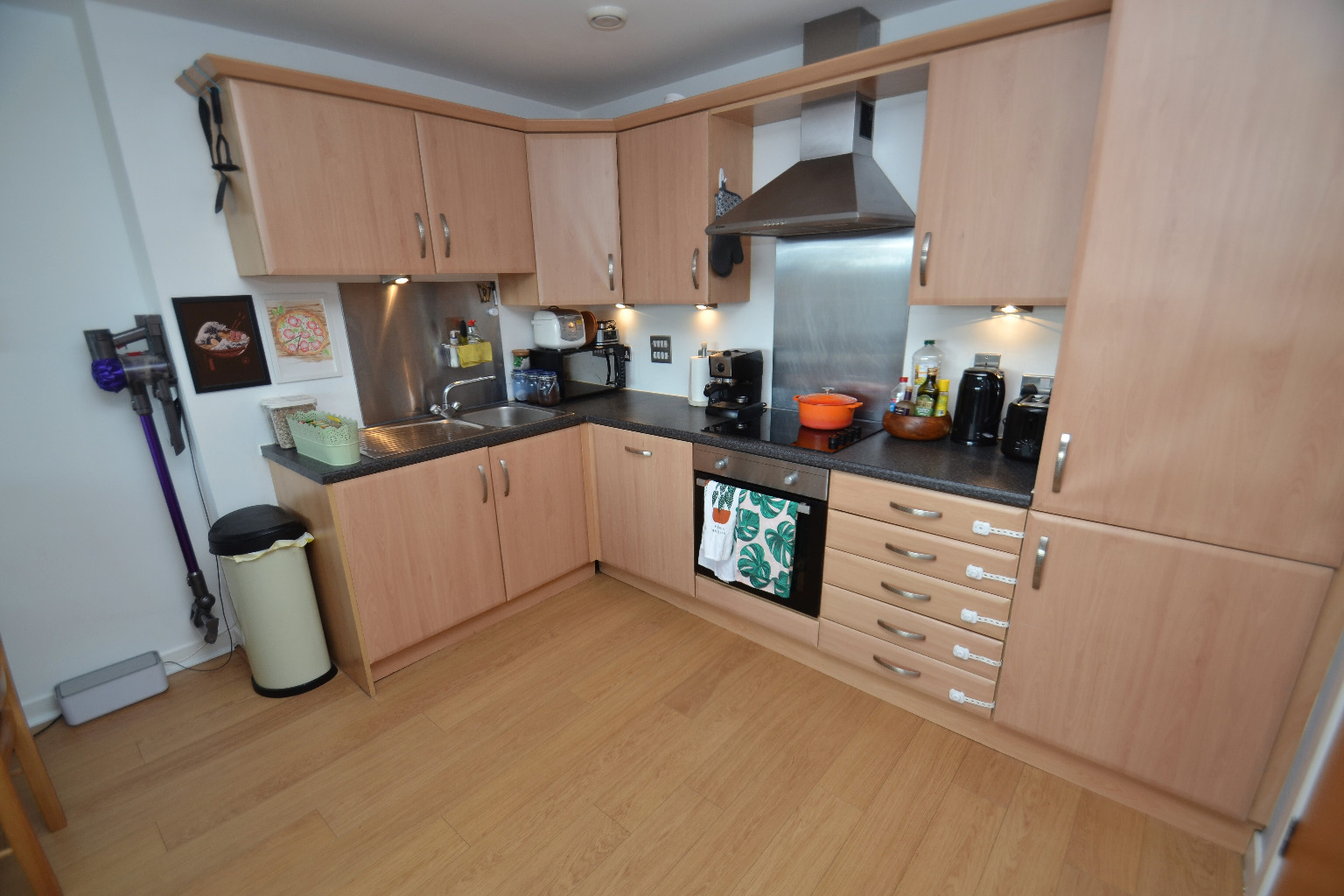 2 bed flat for sale in Lancefield Quay, Glasgow  - Property Image 7