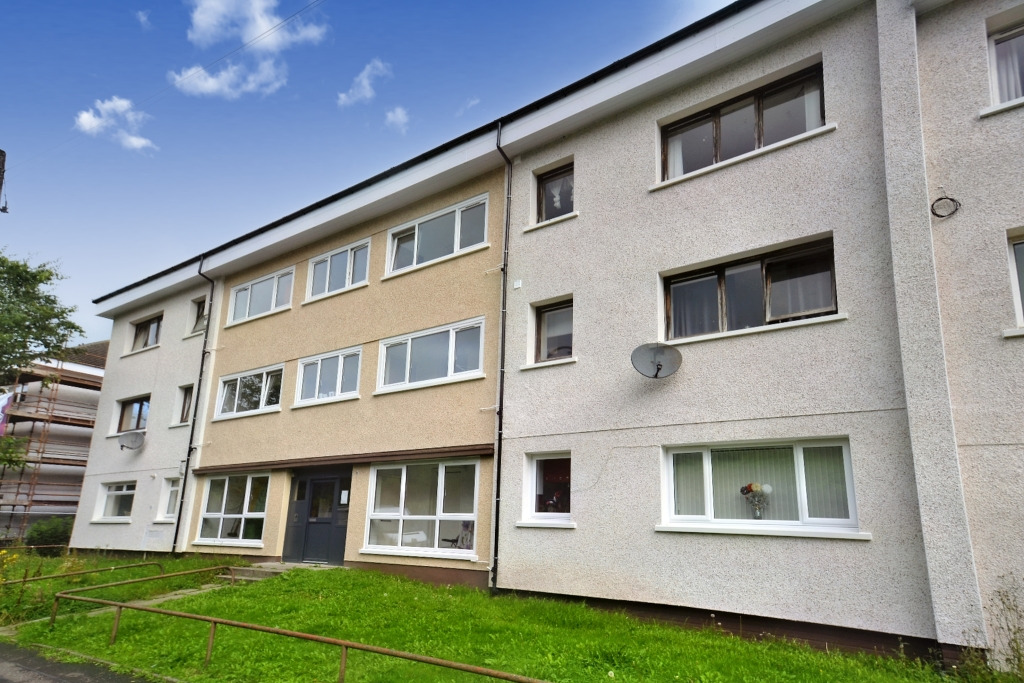 2 bed flat to rent in Linnhead Drive, Glasgow - Property Image 1
