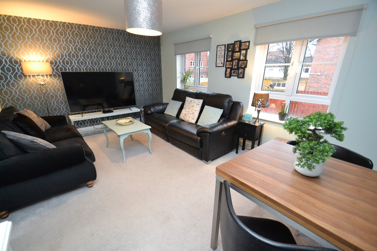 3 bed town house for sale in Kintore Road, Glasgow  - Property Image 2