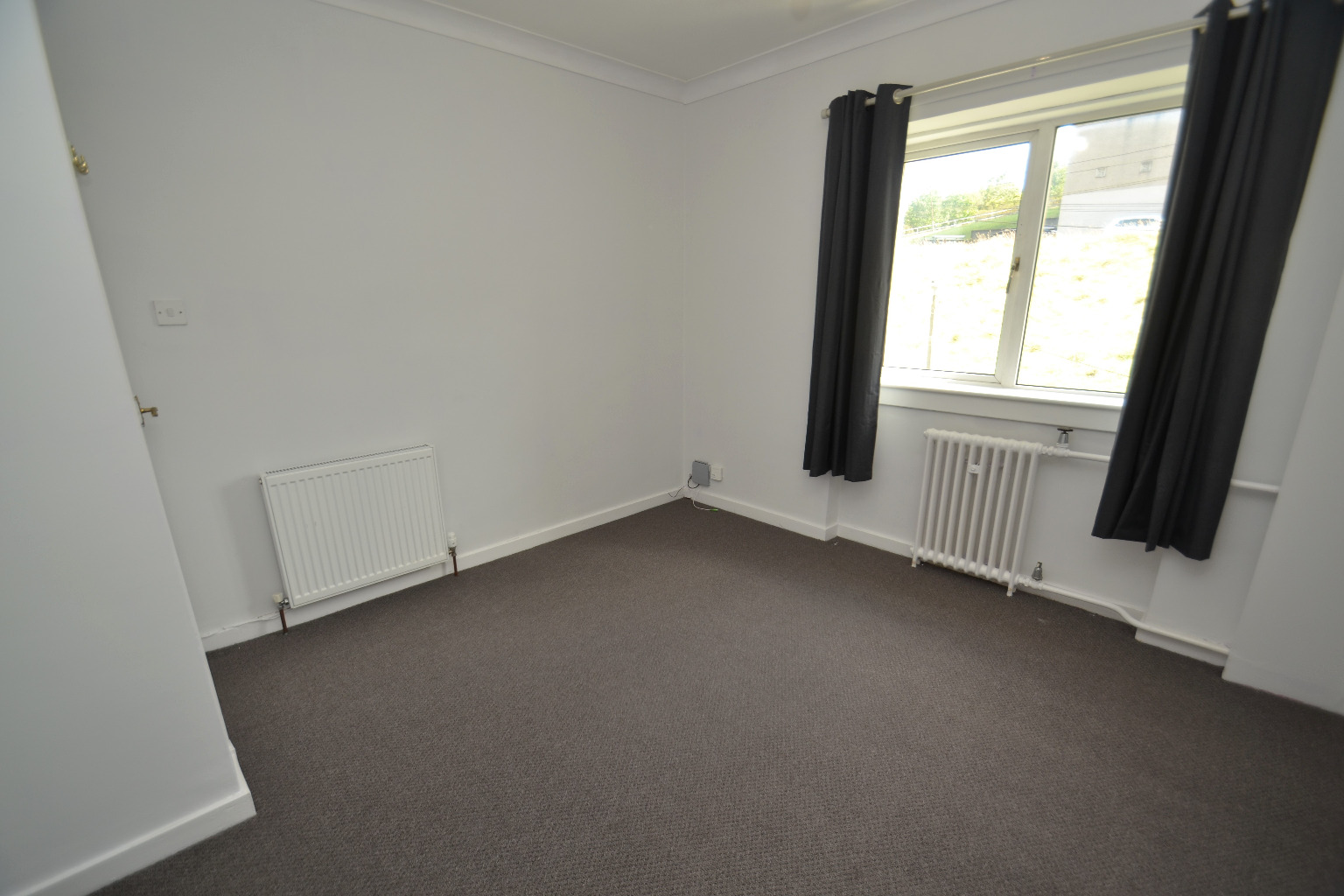 3 bed flat to rent in Berryknowes Road  - Property Image 6