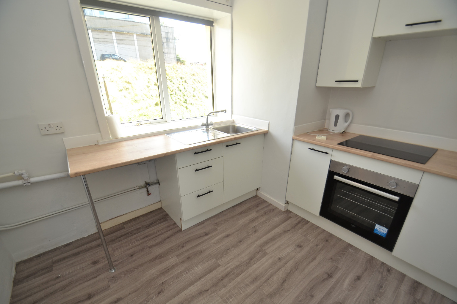 3 bed flat to rent in Berryknowes Road  - Property Image 3