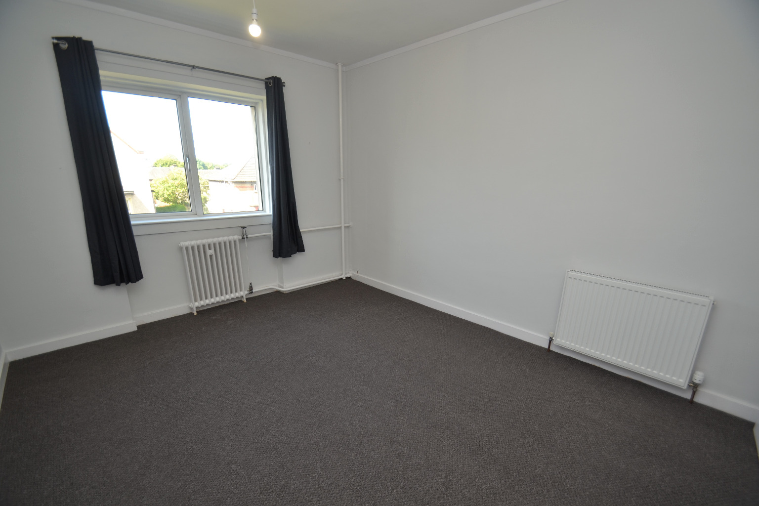 3 bed flat to rent in Berryknowes Road  - Property Image 5