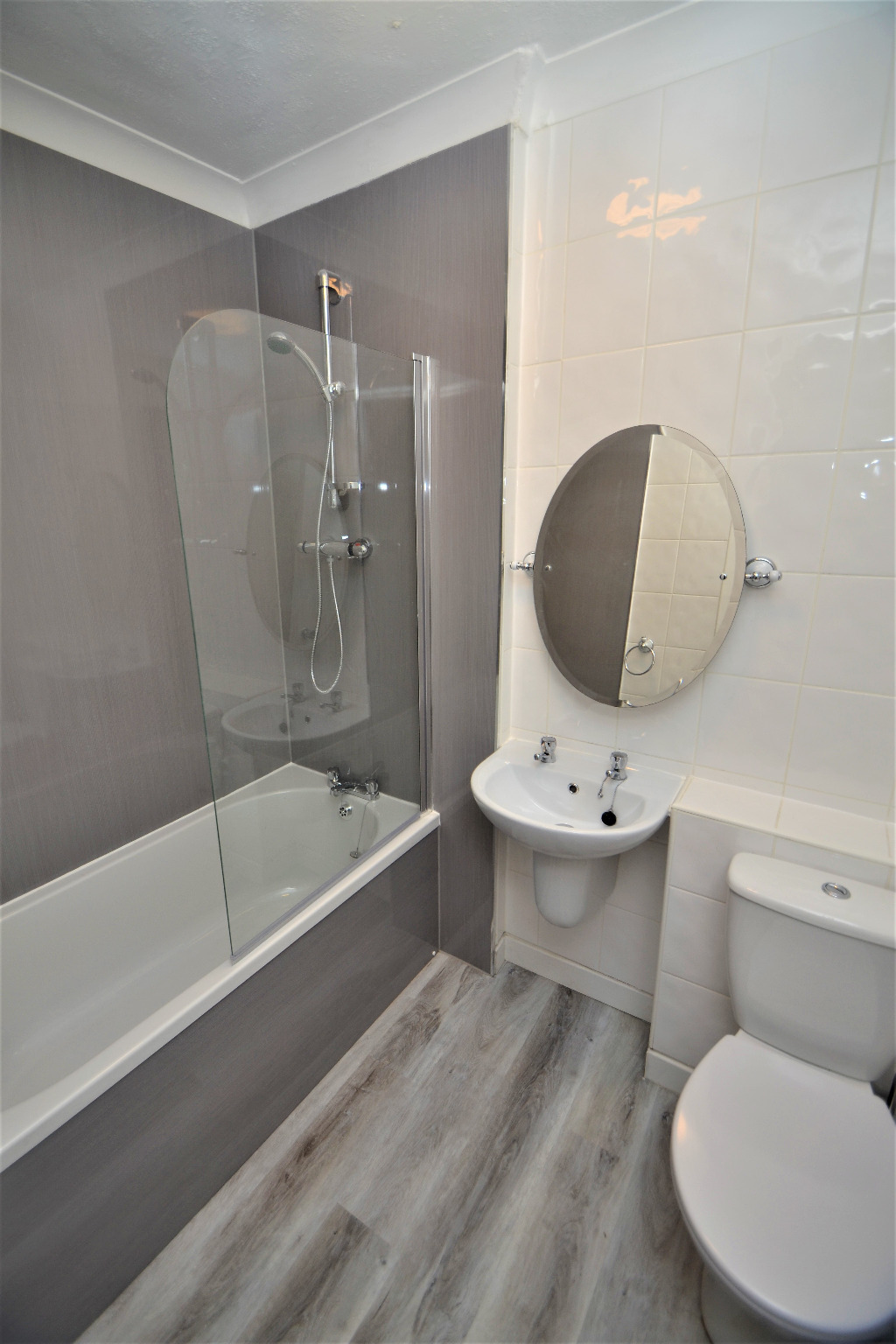 1 bed flat to rent in Mannering Court, Glasgow  - Property Image 9