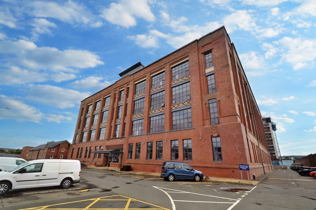 2 bed flat to rent in Inverlair Avenue, Glasgow  - Property Image 1