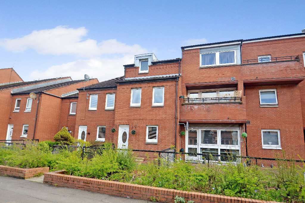 4 bed town house to rent in Dalmarnock Road, Glasgow - Property Image 1