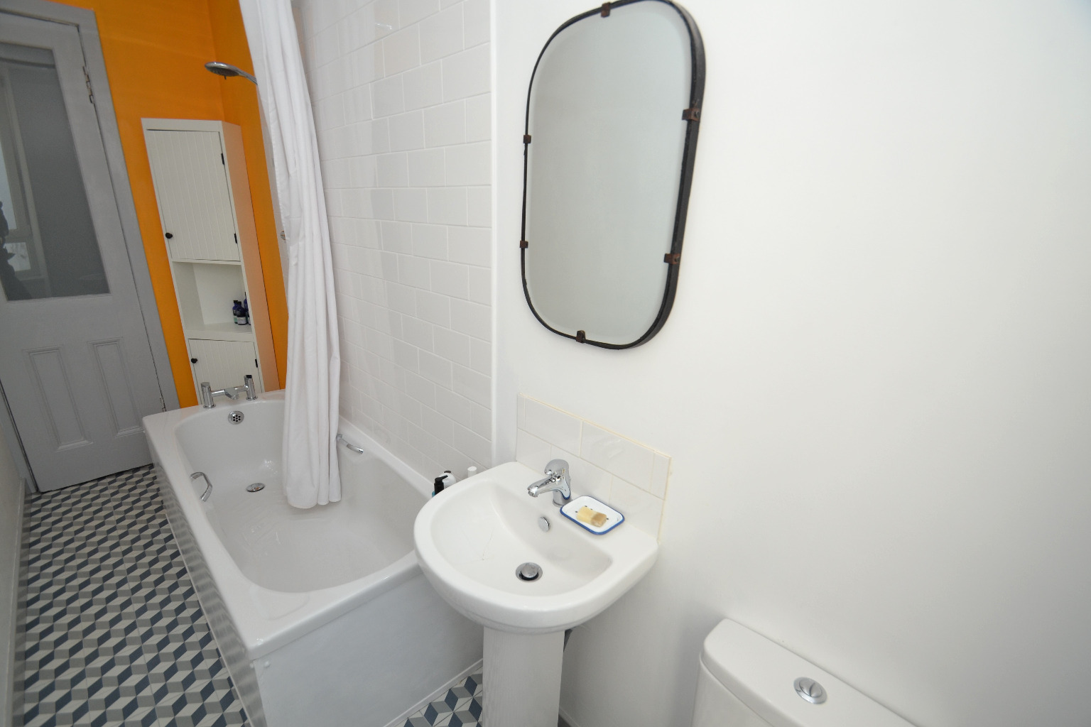 1 bed flat for sale in Kilmailing Road, Glasgow  - Property Image 17