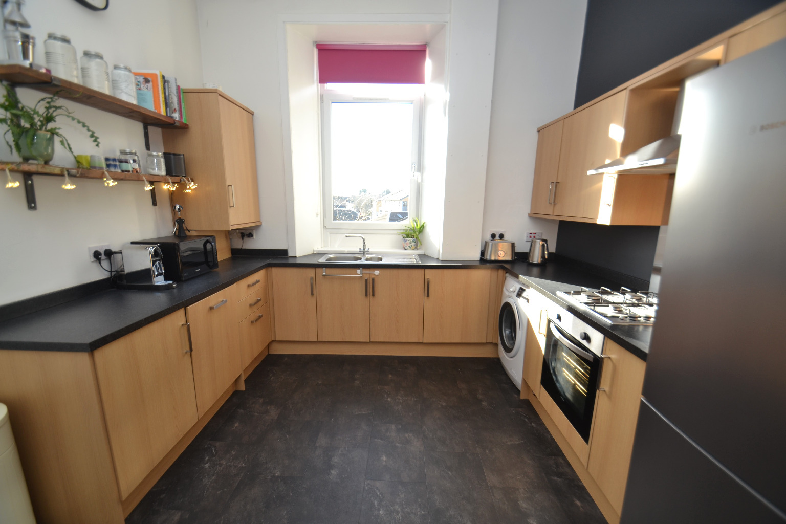 1 bed flat for sale in Kilmailing Road, Glasgow  - Property Image 8