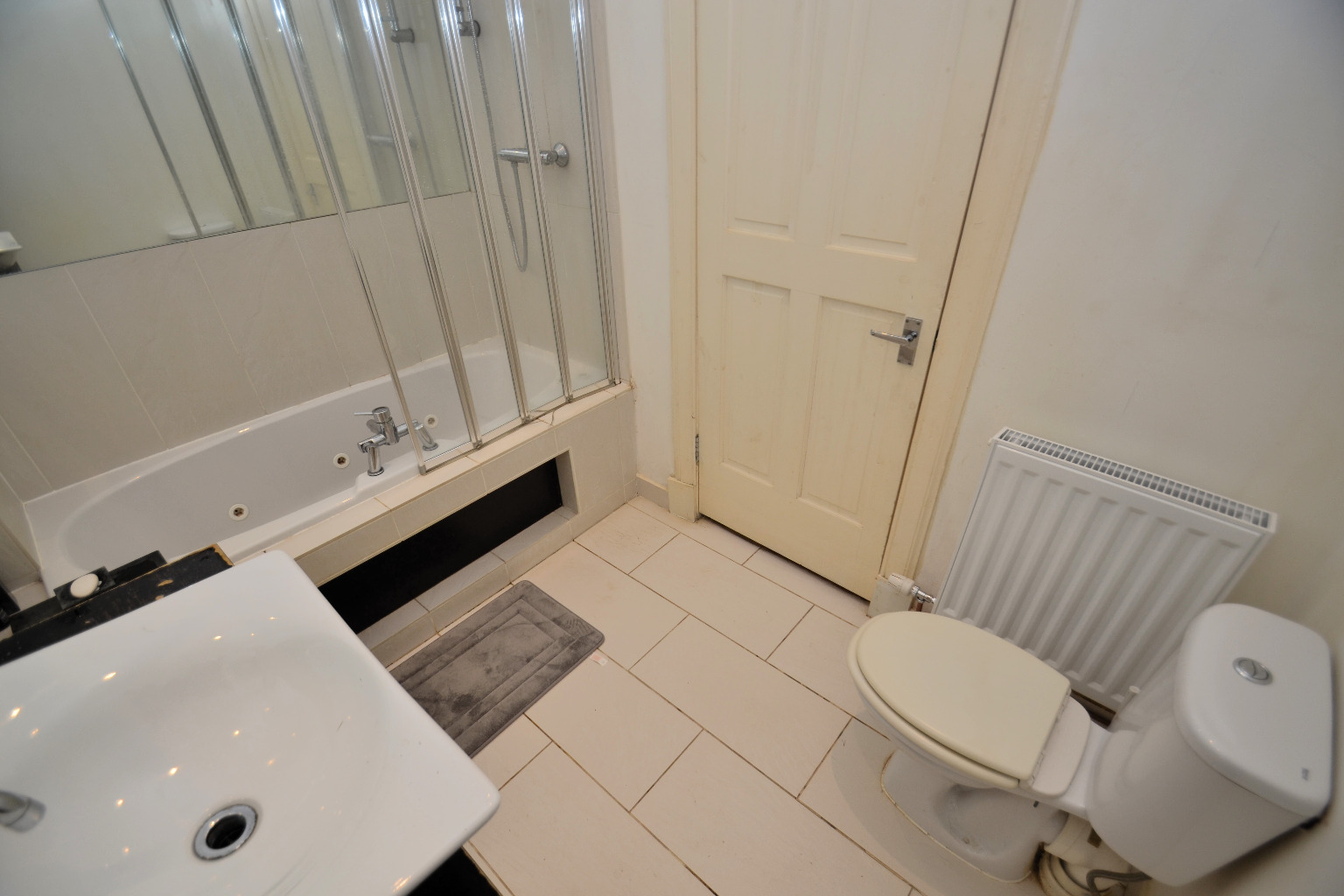 2 bed flat for sale in Clarkston Road  - Property Image 9