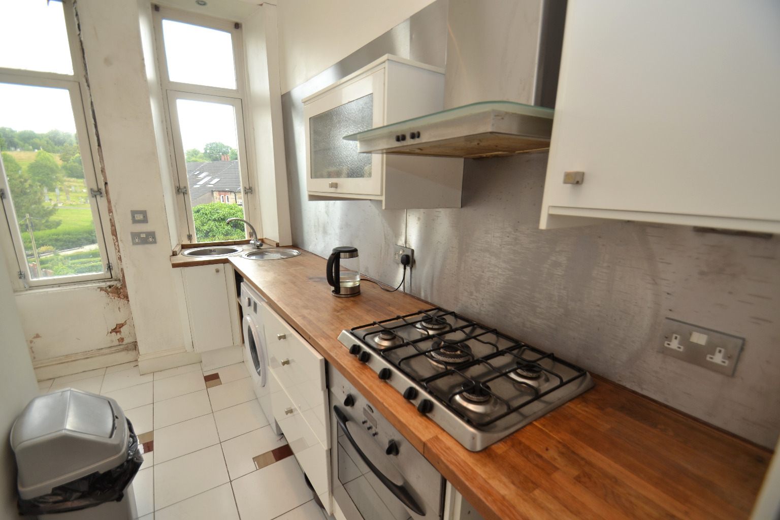 2 bed flat for sale in Clarkston Road  - Property Image 5