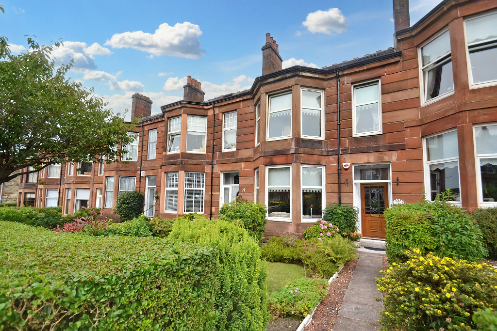 5 bed terraced house for sale in Clarkston Road, Glasgow - Property Image 1
