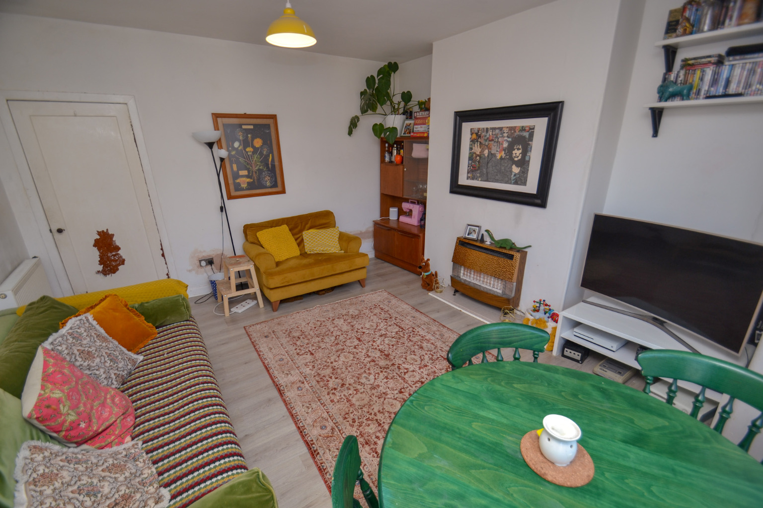 3 bed flat for sale in Deanston Drive, Glasgow  - Property Image 3