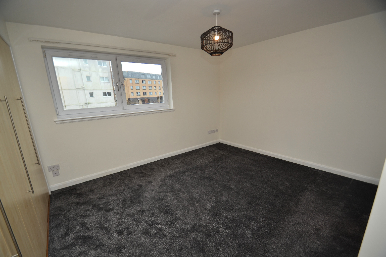 2 bed flat to rent in Glasgow  - Property Image 9