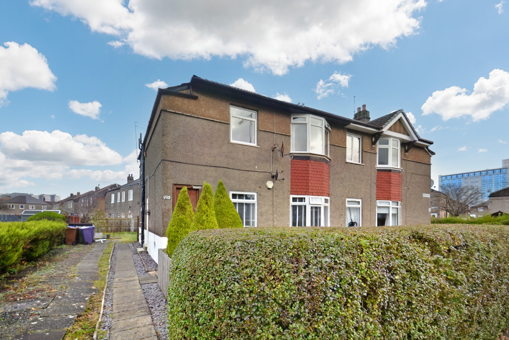 3 bed ground floor flat to rent in Mosspark Drive, Glasgow  - Property Image 1