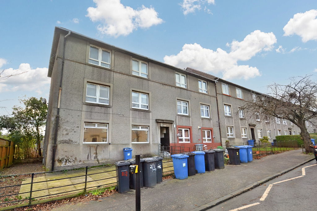 1 bed flat to rent in Main Street, Glasgow  - Property Image 1