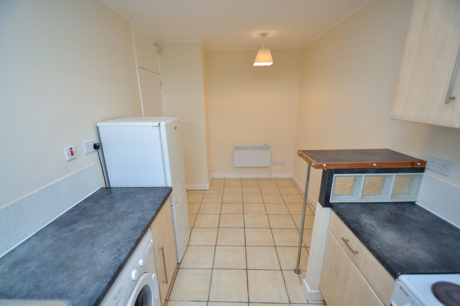 1 bed flat for sale in Well Green, Glasgow  - Property Image 9