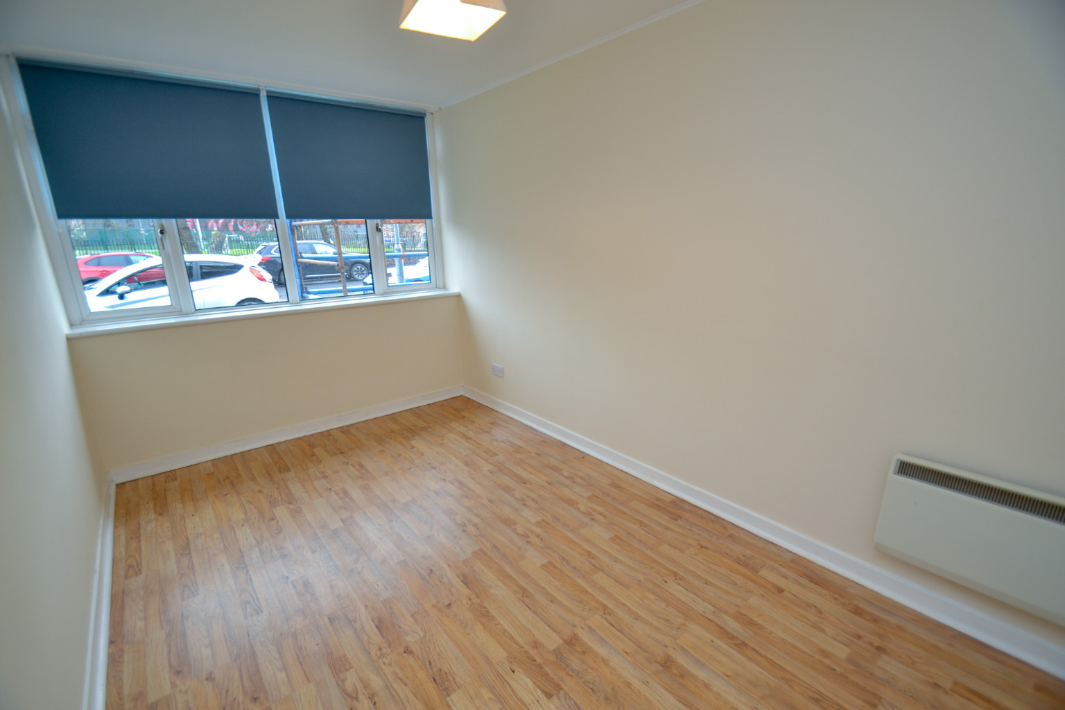 1 bed flat for sale in Well Green, Glasgow  - Property Image 5